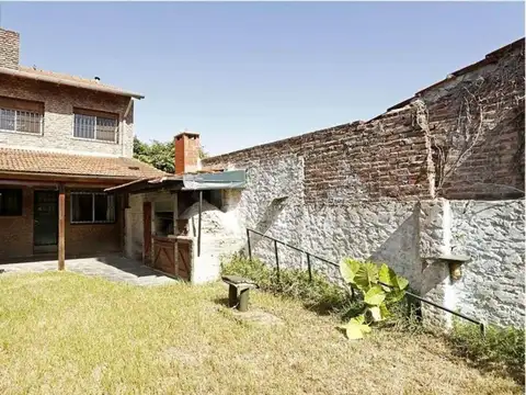 Depto Tipo Casa en Venta 45 años