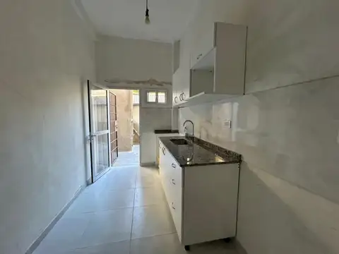 Depto Tipo Casa en Venta de 2 ambientes