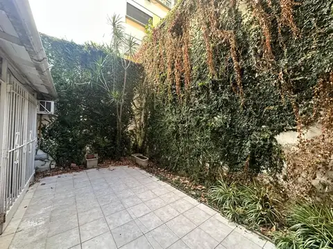 Pacheco de Melo 2900 - Muy Buen 2 Amb c Patio Muy Luminoso!