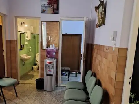Casa 7 ambientes con 3 baños