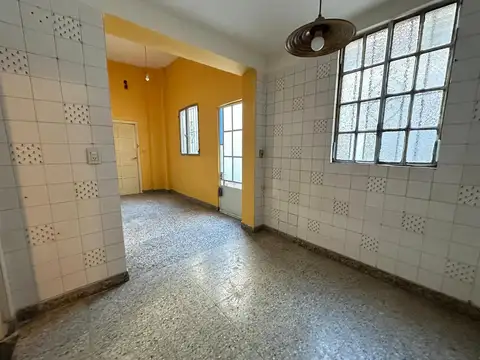 Depto Tipo Casa en Alquiler en Almagro, $ 650.000