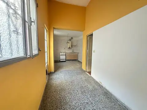 Depto Tipo Casa en Alquiler de 2 ambientes
