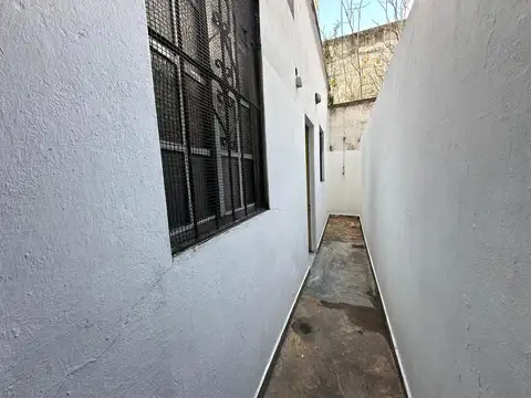 Depto Tipo Casa en Alquiler de 1 dormitorio