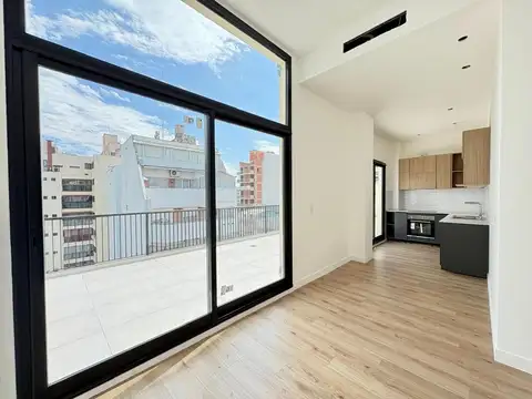 ESPECTACULAR TRES AMBIENTES CON TERRAZA PROPIA