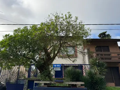 Venta de 2 departamentos. Sobre Boulevard a metros del Pinar, Villa Gesell
