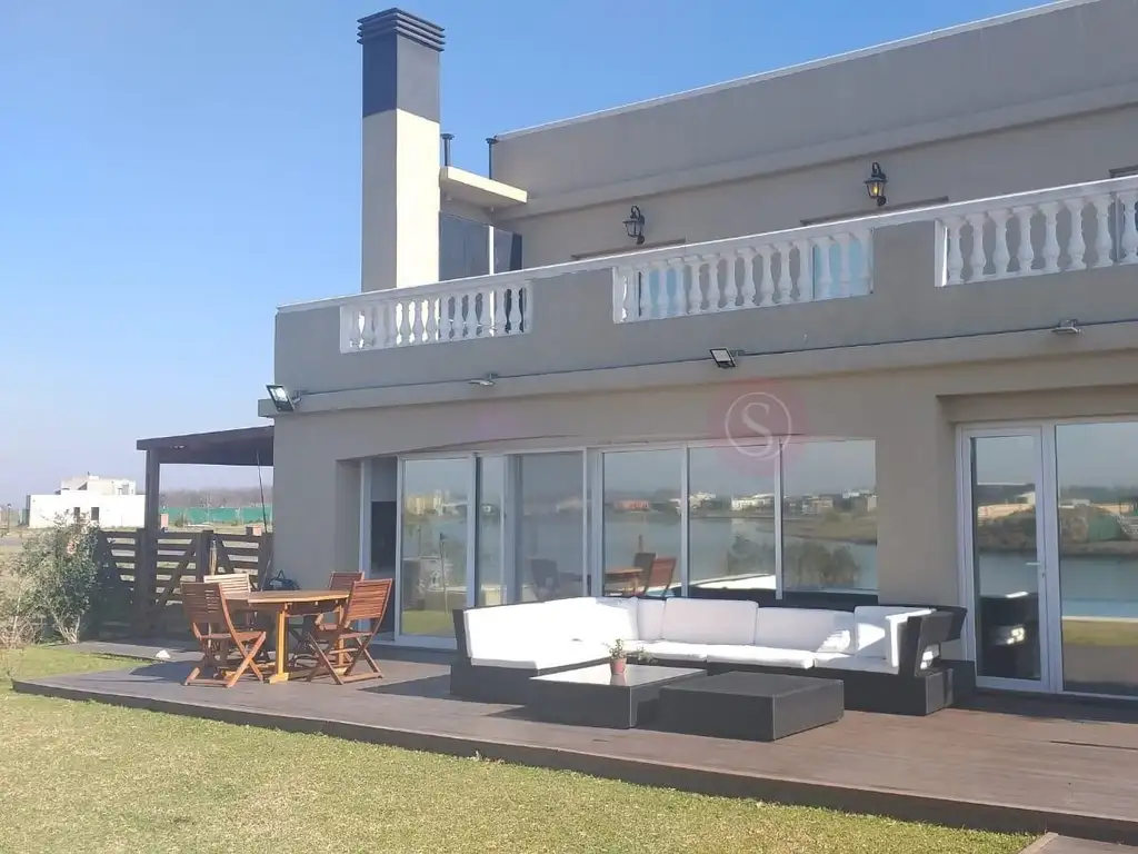 SAN SEBASTIAN  ALQUILER ANUAL .. - 4 dormitorios con cochera