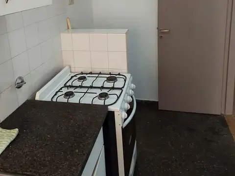 Departamento en Alquiler en La Plata, $ 400.000