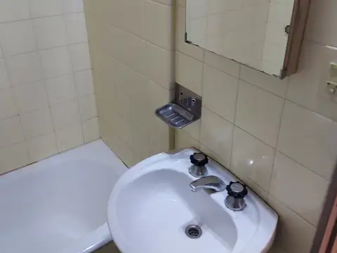 Departamento en Alquiler en La Plata, $ 400.000