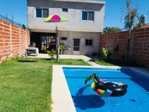 Casa en venta - 3 dormitorios 2 baños 126mts2 - Alejandro Korn