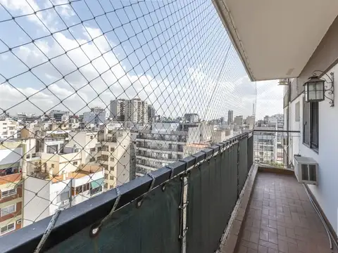 Departamento 4 ambientes con 3 baños