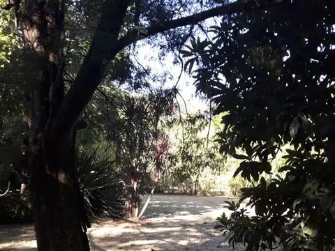 Terrenos en venta - 2.242mts2 - El Rodeo, Abasto, La Plata