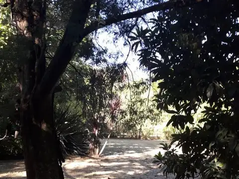 Terrenos en venta - 2.242mts2 - El Rodeo, Abasto, La Plata