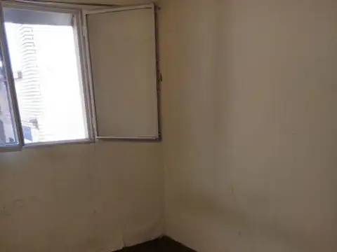 Departamento en Alquiler en Jorge Cura, $ 350.000
