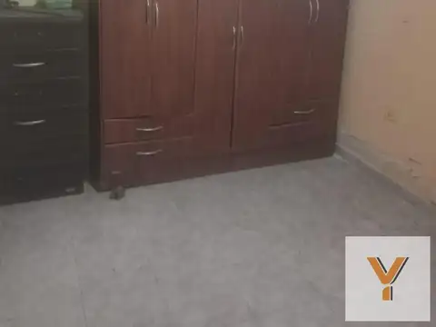 Casa 6 ambientes con 2 baños