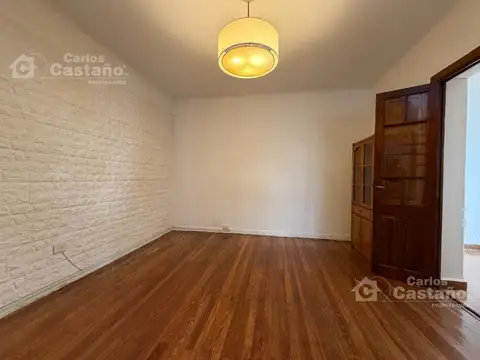 Depto Tipo Casa en Alquiler en Florida Mitre/Este, $ 1.000.000