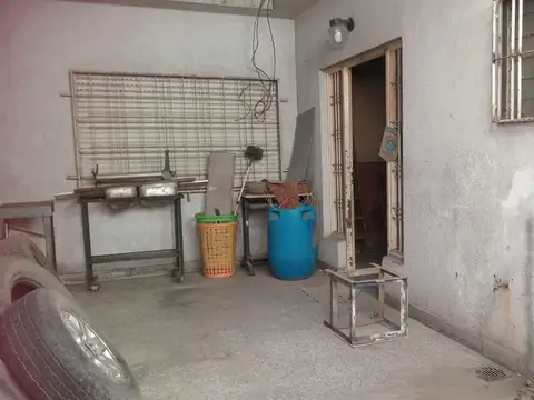 Galpon en Venta 35  mts Fondo