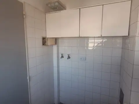 Medrano 1600, Piso 12