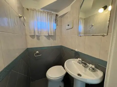 Casa en Alquiler con 1 cochera