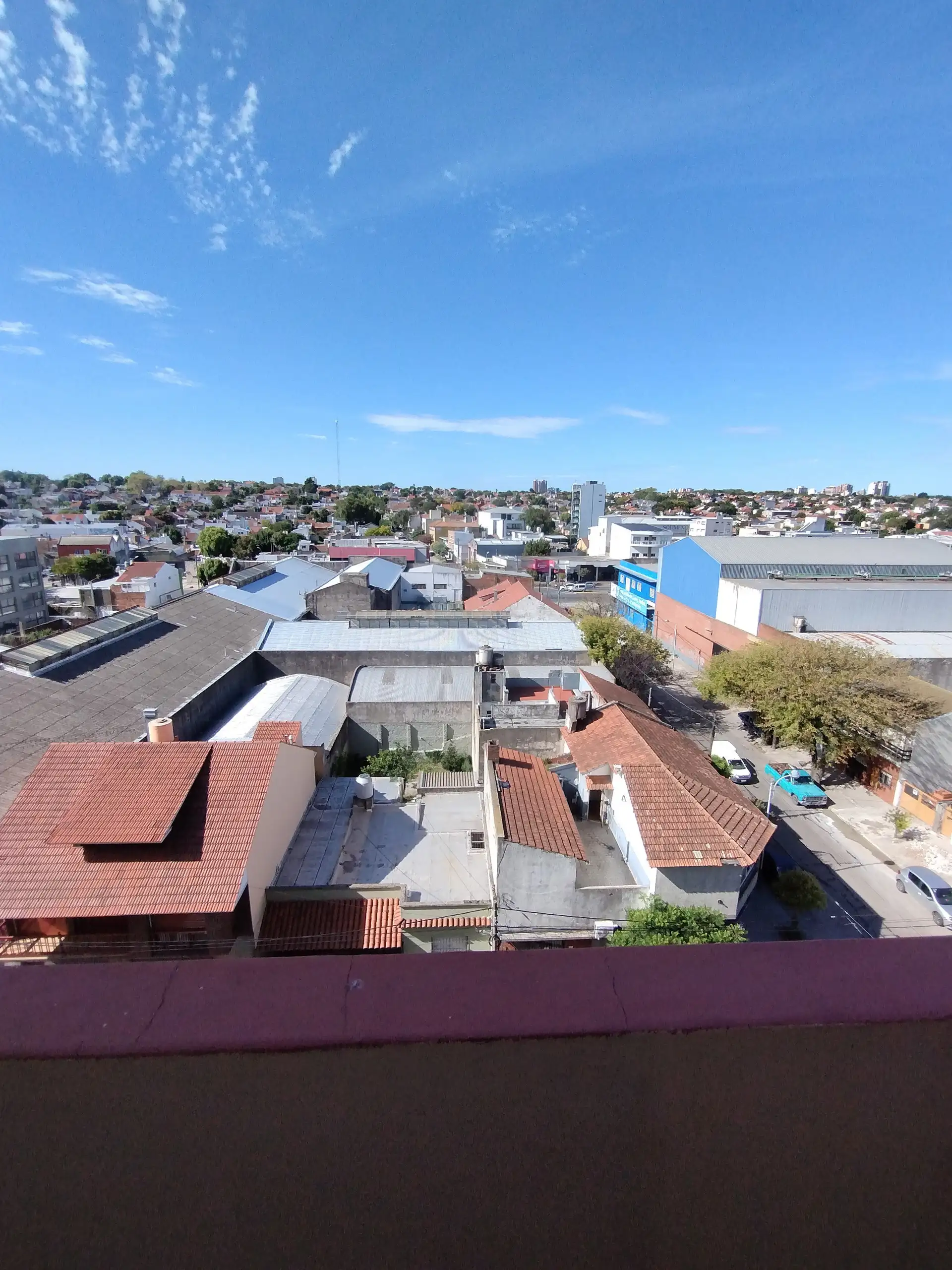 Depto 4 amb, 72m² con cochera y balcón — Cerrito