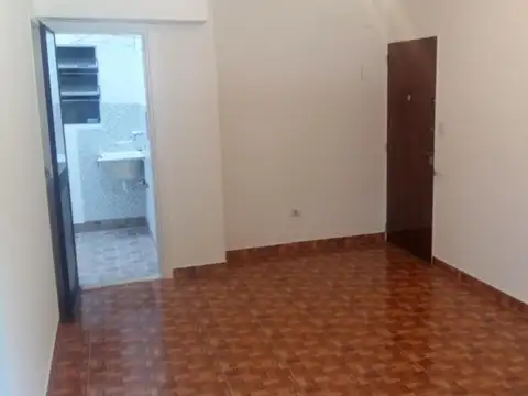Departamento en Alquiler en Flores, $ 600.000