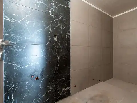 MONOAMBIENTE EN VENTA A ESTRENAR CON PATIO