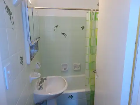 Departamento 2 ambientes con 1 baño