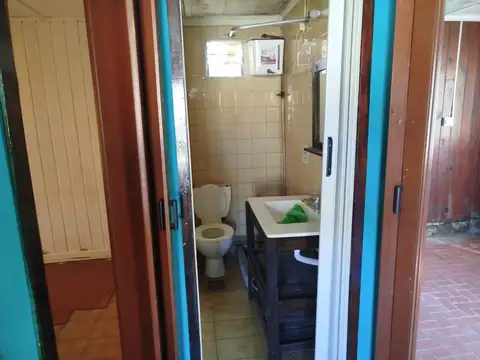 Gran lote con pequeña construcción