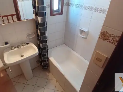 Casa en venta - 2 Dormitorios 2 Baños - Villa Gesell