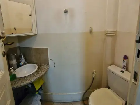 Venta de Oficina de 58 m2 en Microcentro