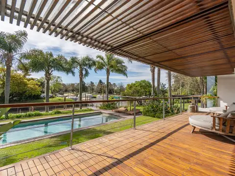 Casa en Venta en Boating Club, USD 4.900.000