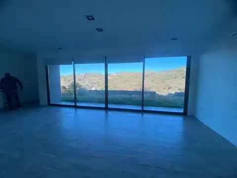 Casa en Venta en La Falda Del Carmen, USD 112.000