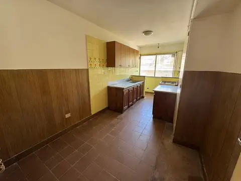 Departamento en Alquiler en Zarate, $ 650.000