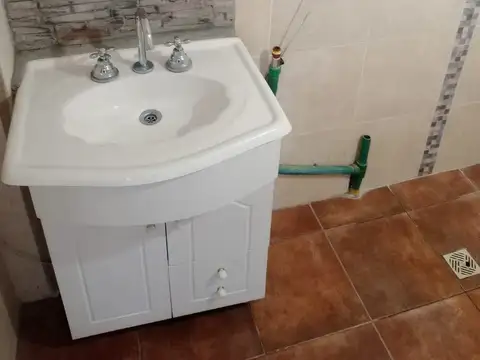 Depto Tipo Casa en Alquiler de 2 ambientes