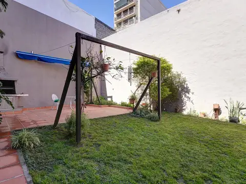 Casa 5 ambientes con 3 baños