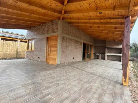  CASA EN POTRERO DE GARAY CON ESCRITURA 