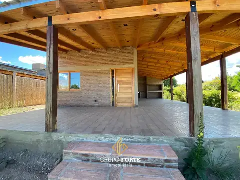 Casa 3 ambientes con 1 baño