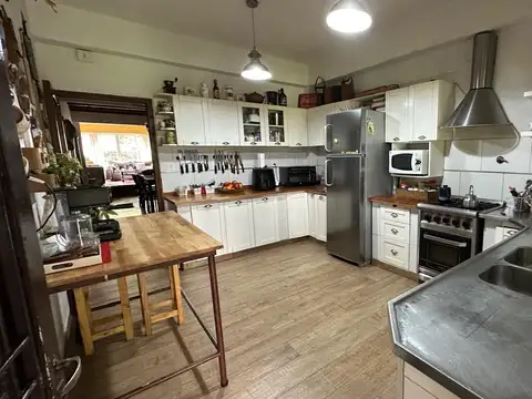 Casa 4 ambientes con 4 baños