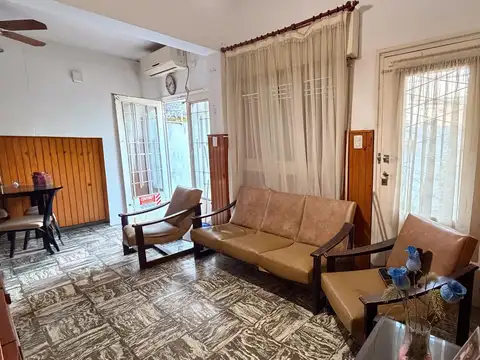 CASA DE DOS DORMITORIOS VENTA OPORTUNIDAD INVERSION ARROYITO ROSARIO