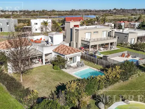 Casa en venta en barrio Puerto El Canton, Ingeniero Maschwitz Escobar