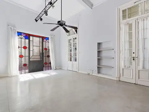 VENTA PH 4 AMBIENTES   PH independiente Apto Profesional en San Telmo