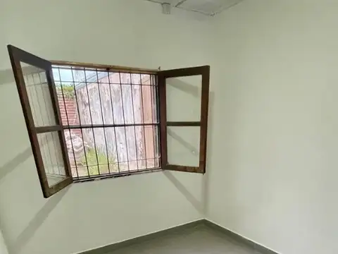 Casa en Alquiler en Villa Ghio, $ 450.000