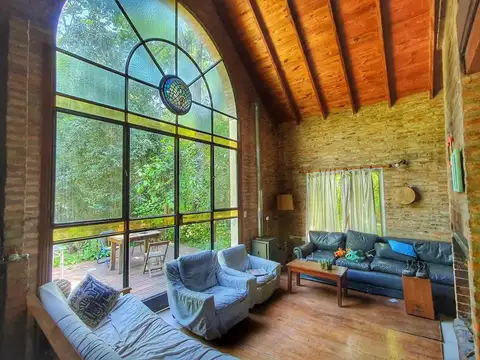 Casa en Venta con 4 cocheras