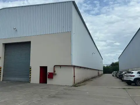 Galpón en  Alquiler