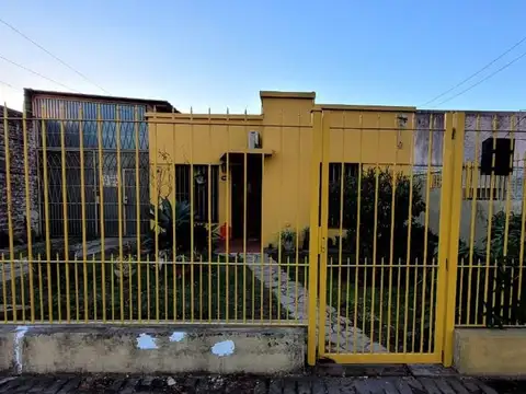 Casa en venta Berazategui 4 ambientes