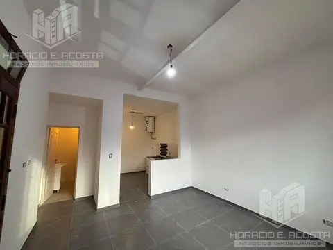 Depto Tipo Casa en Alquiler de 3 ambientes