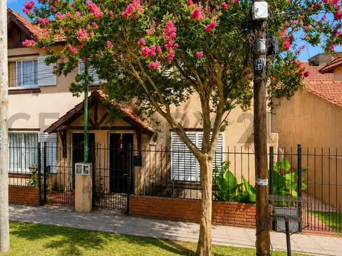 VENTA DUPLEX 4 AMBIENTES  APTO CREDITO W.Morris - Hurlingham