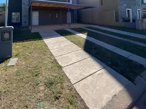 Casa en Venta en Valle Cercano, USD 92.000