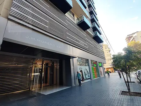 Av. Jose M. Moreno 409  11°A ( Con Cochera En El Mismo Piso)  Esq. Av. Juan B. Alberdi