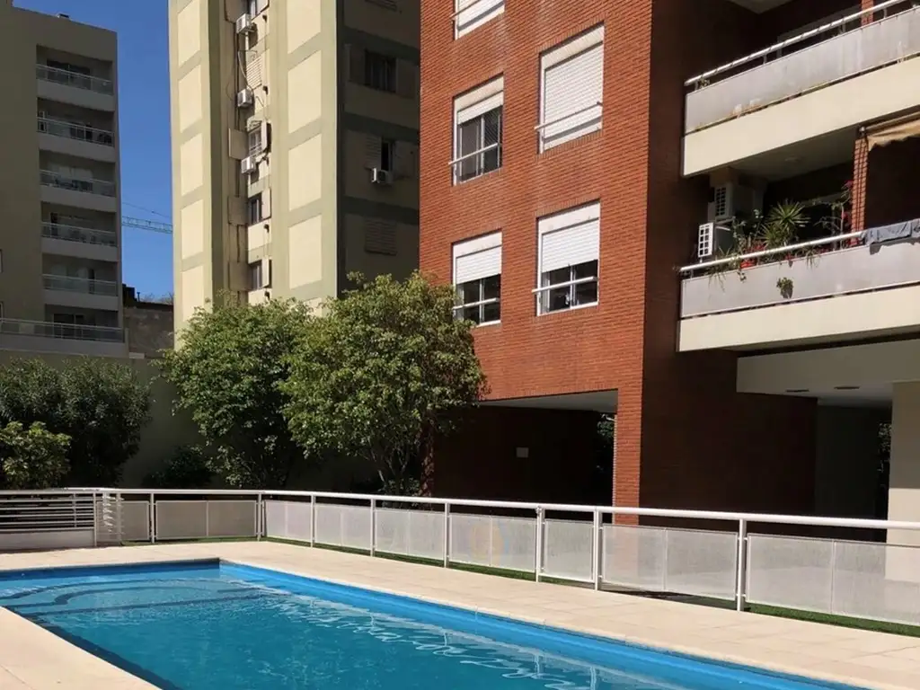 Avenida Directorio 600