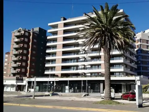 Avenida Bunge e/ De la Sirena y Avenida del Mar